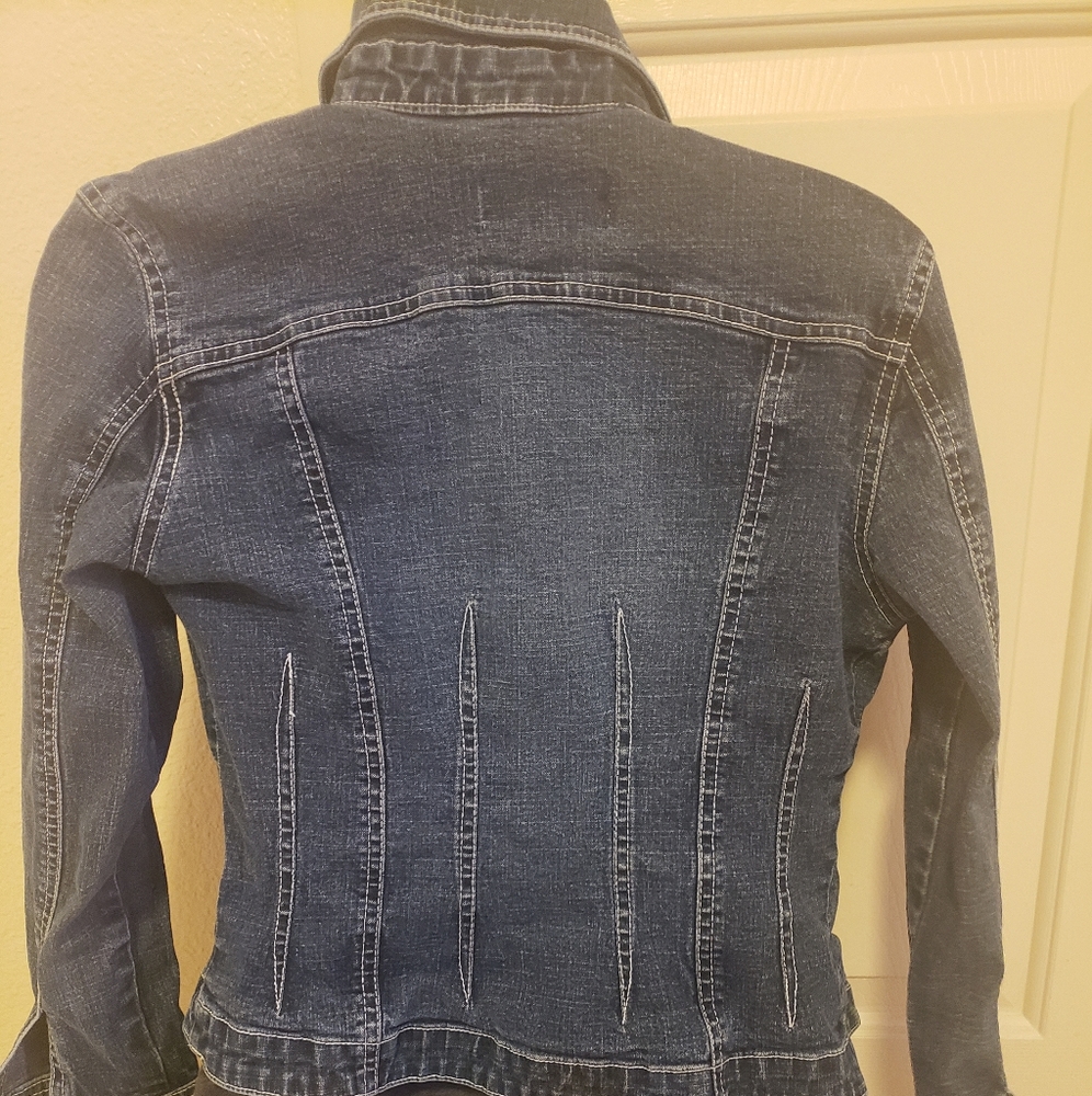 Jean jacket - Picture 2 of 5